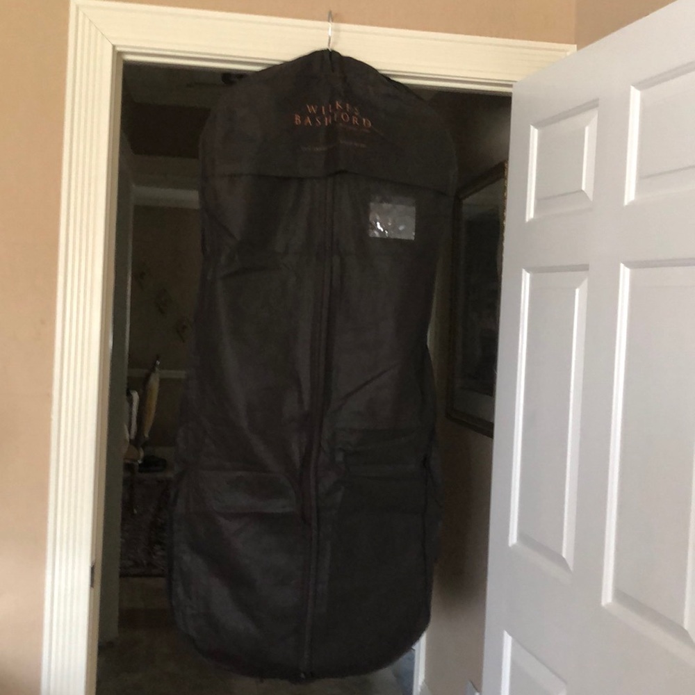 Drizzle Trench Coat - Picture 9 of 12